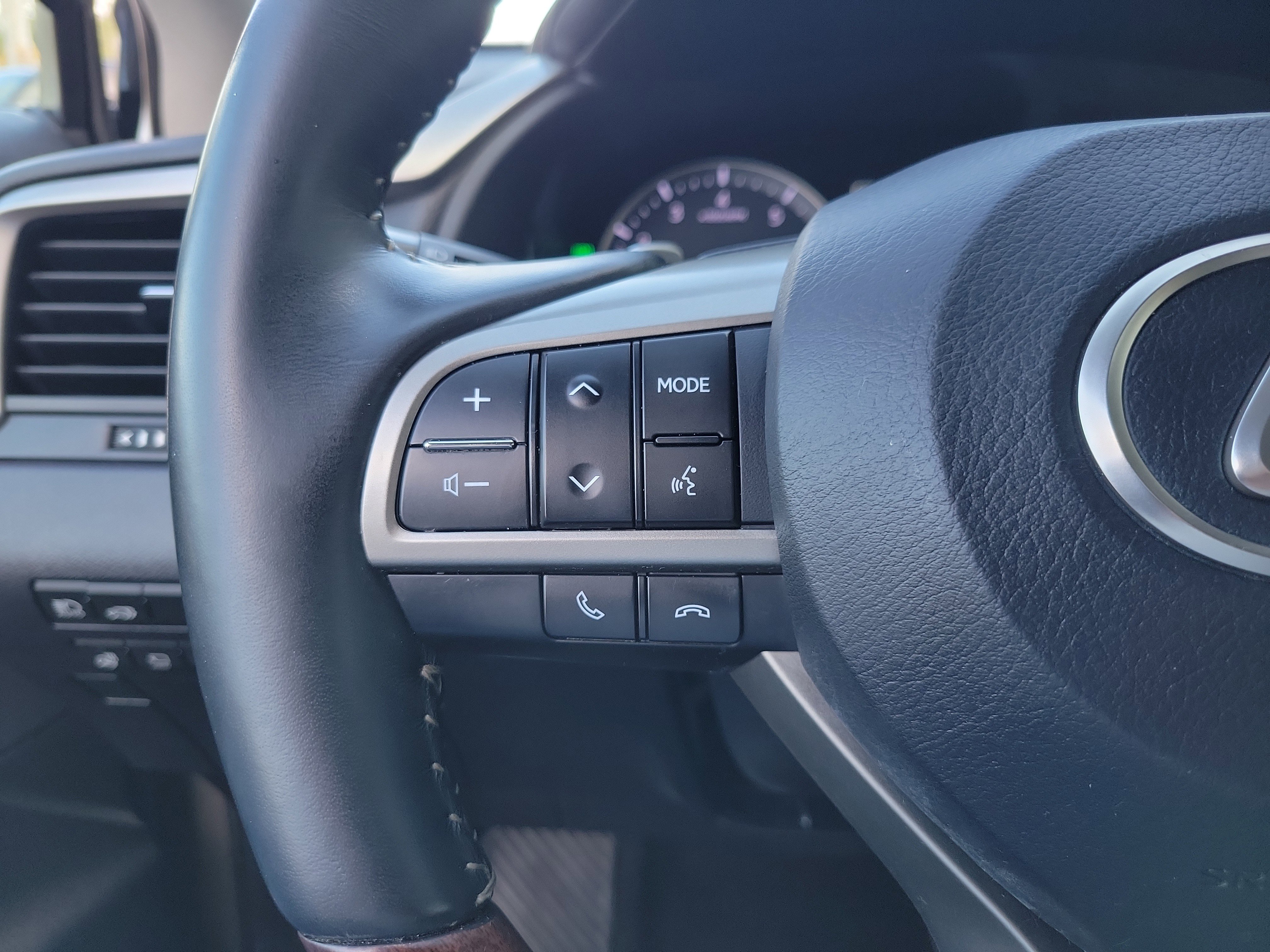 Used 2022 Lexus RX 350 FWD w/ Premium Package image 29