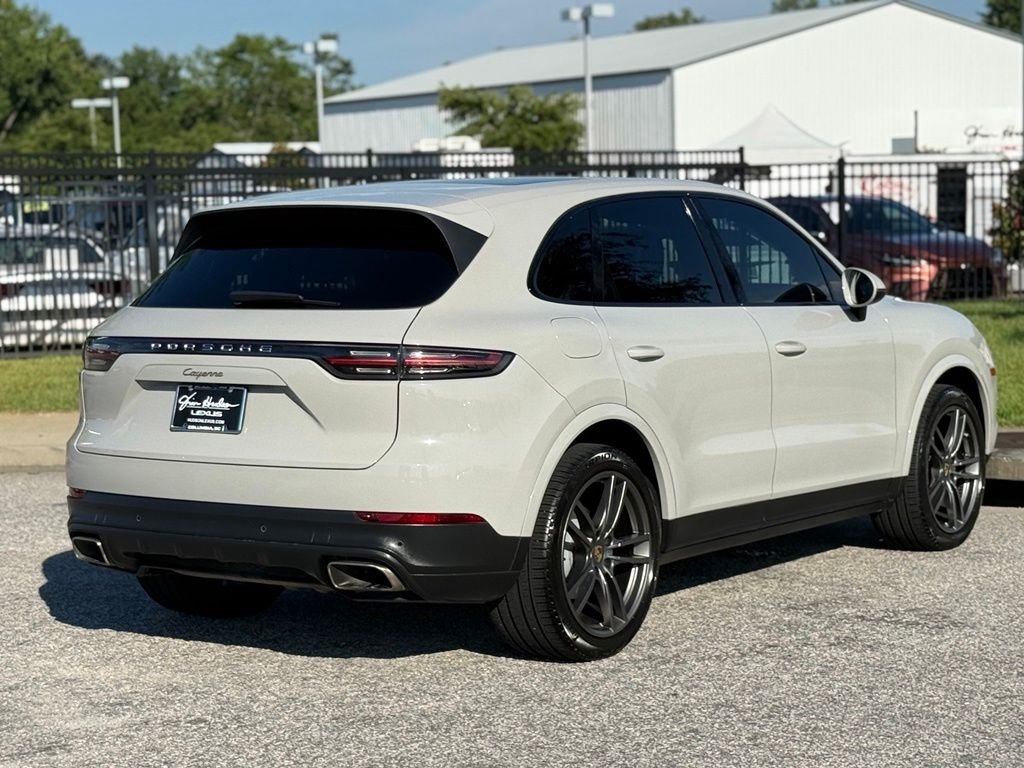 Used 2021 Porsche Cayenne AWD/4WD image 13