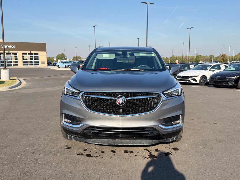 Used 2019 Buick Enclave Essence AWD/4WD image 2
