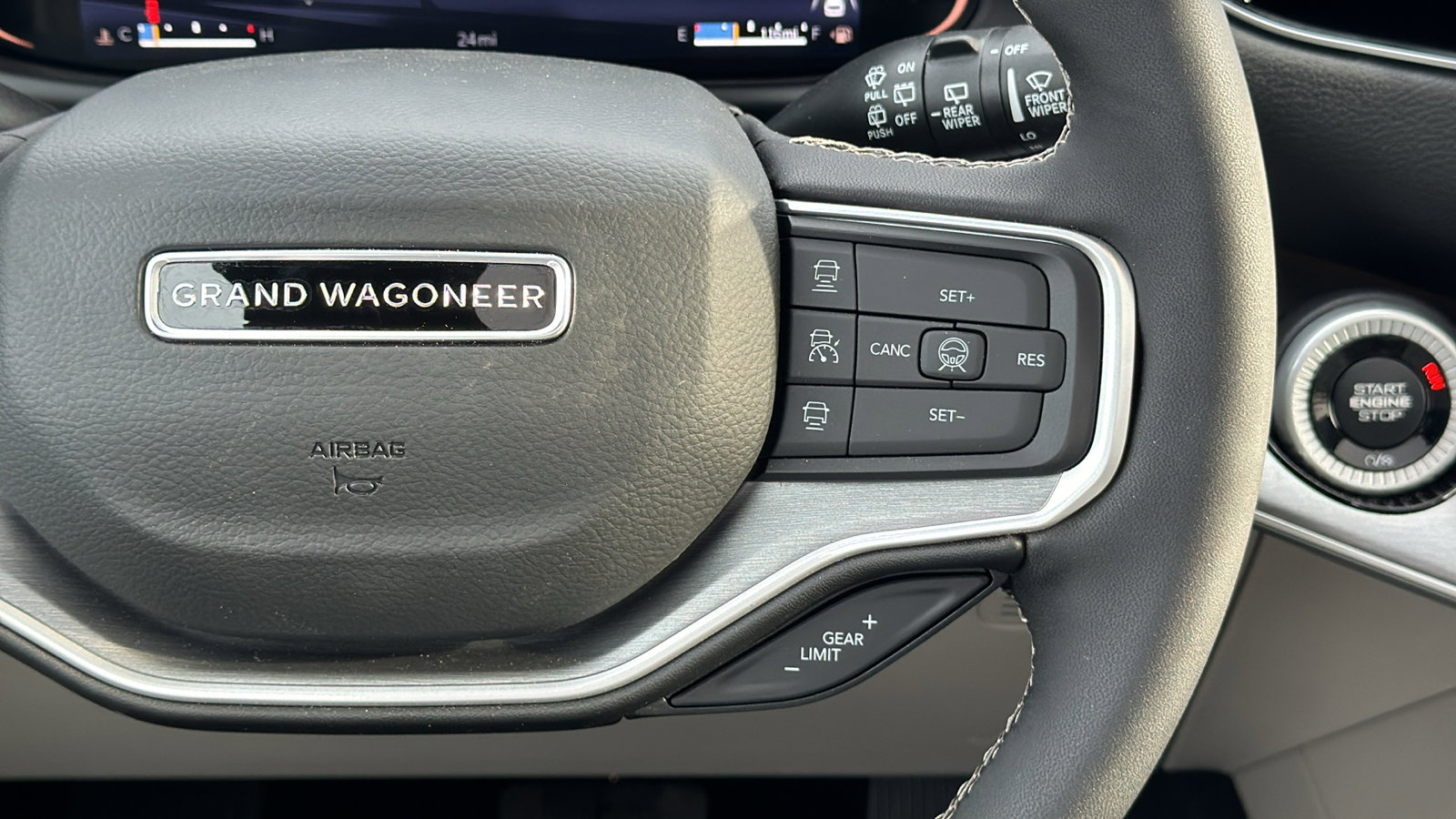 New 2026 Jeep Grand Wagoneer L 2WD w/ Premium Group I image 21
