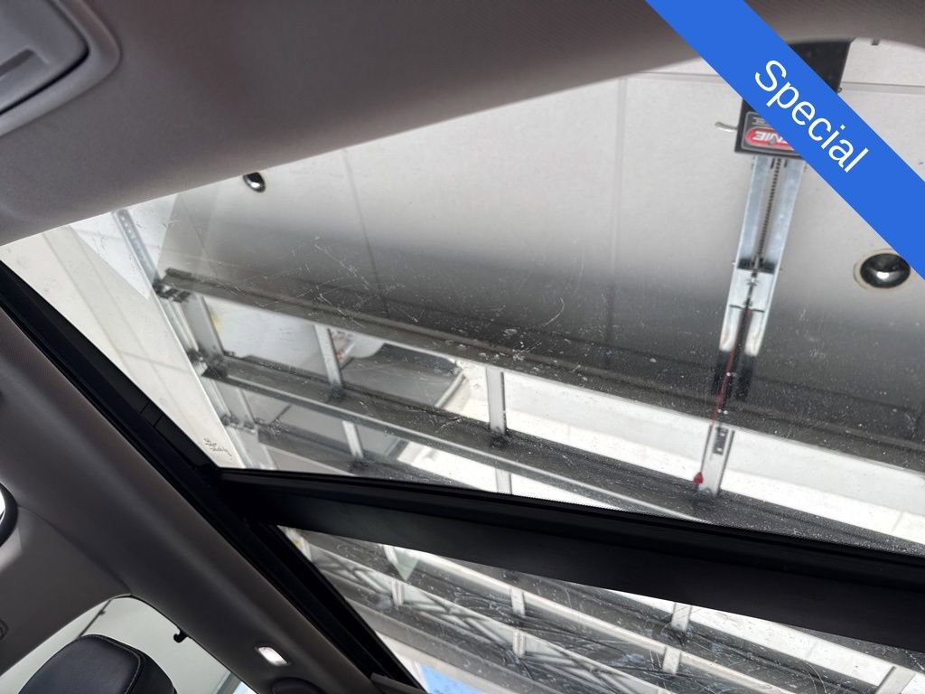 Used 2023 Honda Pilot Touring image 21