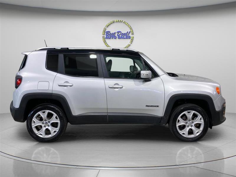Used 2018 Jeep Renegade Limited w/ UConnect 8.4 Nav Group AWD/4WD image 7