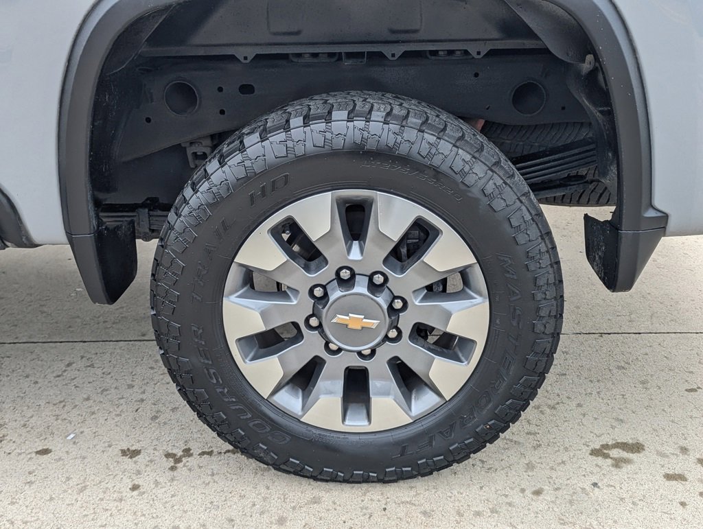 Used 2025 Chevrolet Silverado 2500 Custom w/ Custom Value Package image 20
