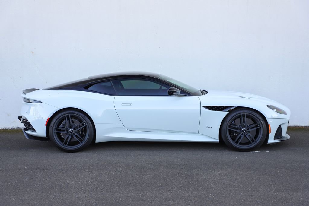 Used 2019 Aston Martin DBS Superleggera RWD image 3