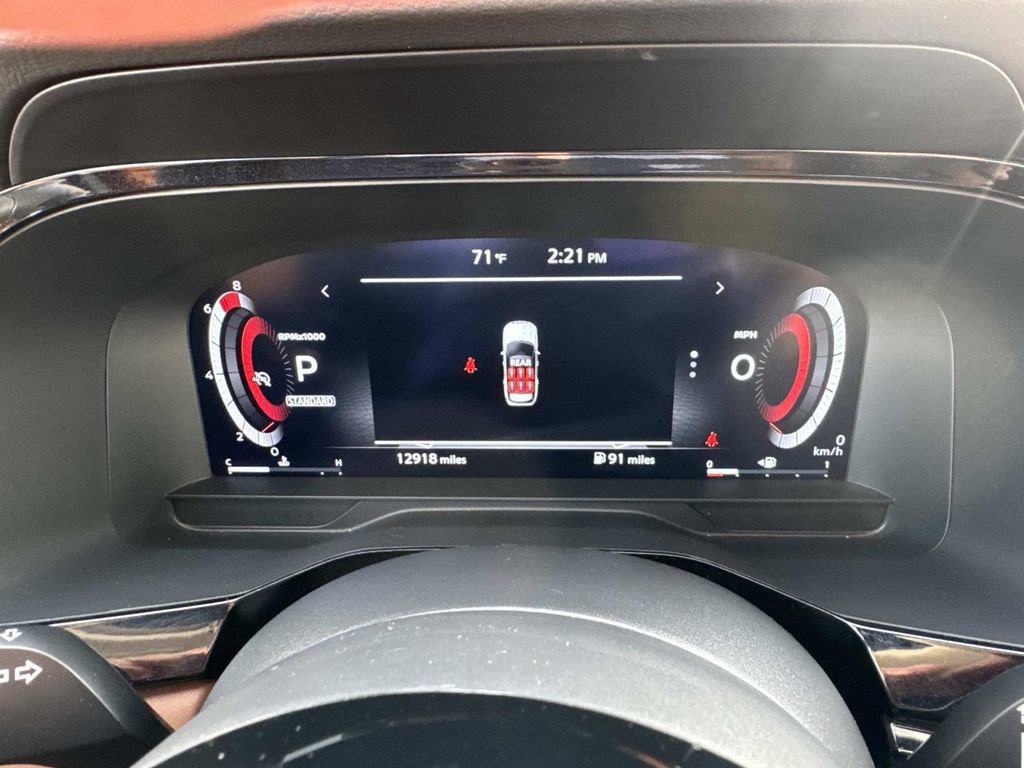 Used 2024 Nissan Pathfinder Platinum w/ Cargo Package image 22