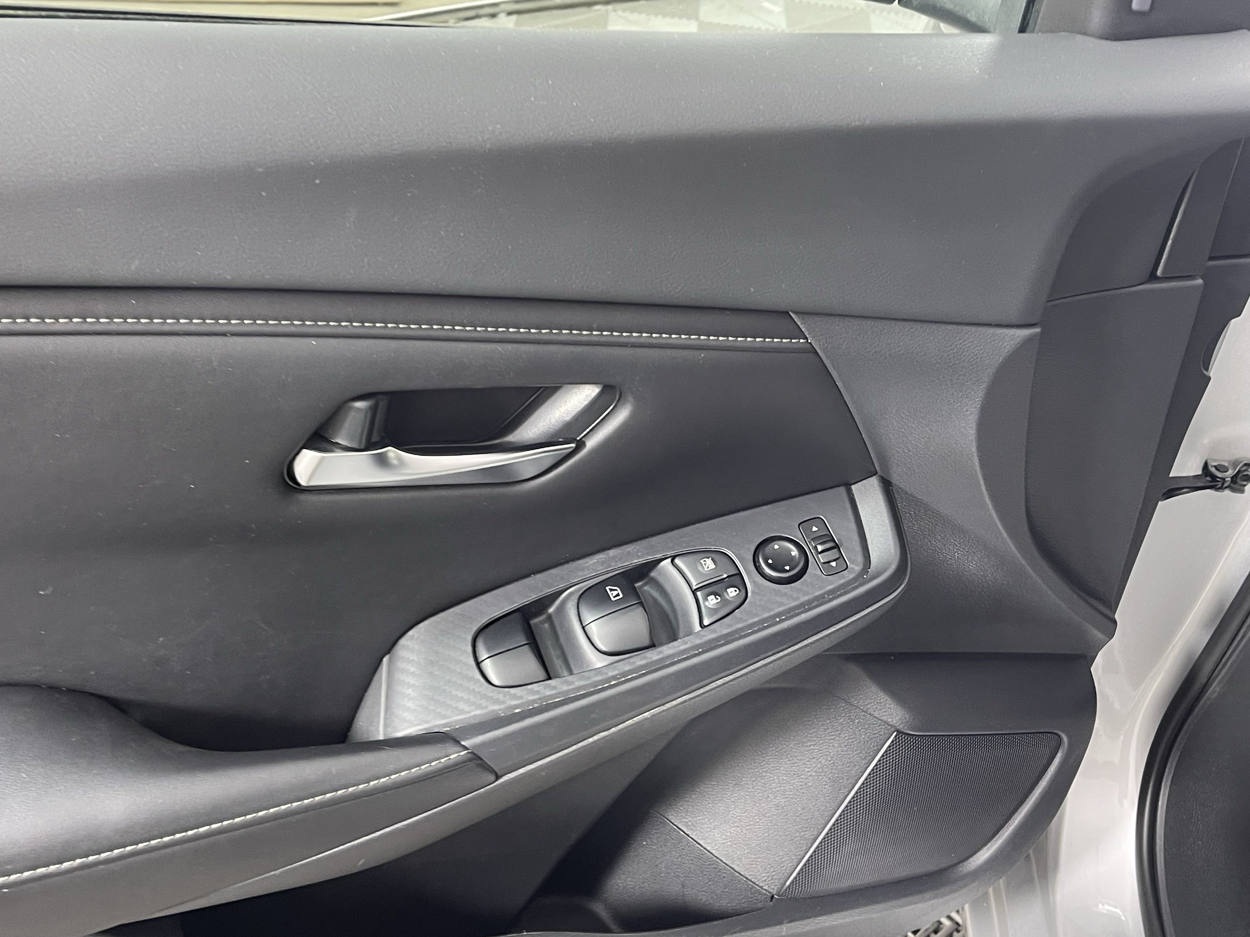 Used 2021 Nissan Sentra SV FWD image 17