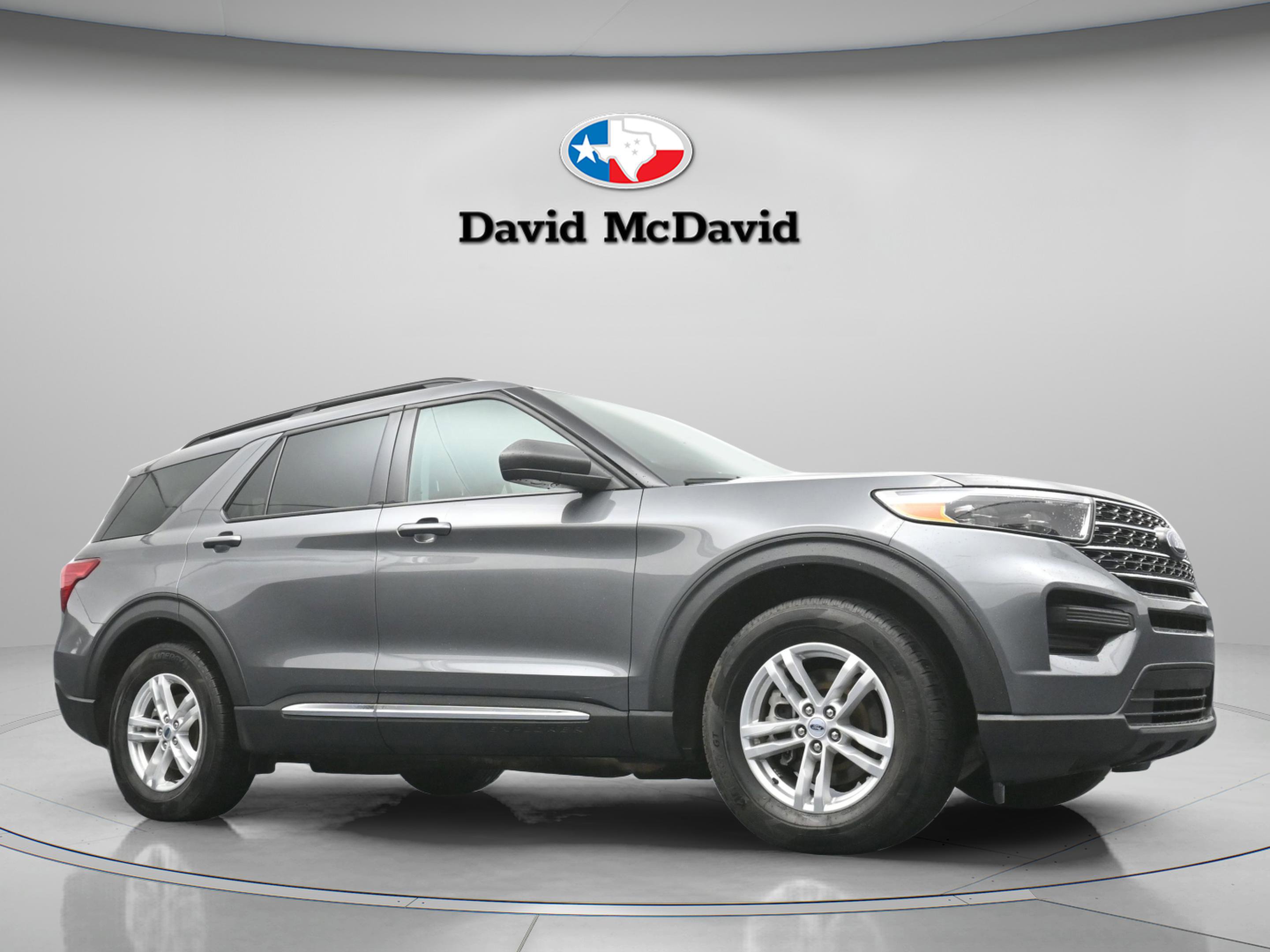 Used 2023 Ford Explorer XLT RWD image 27