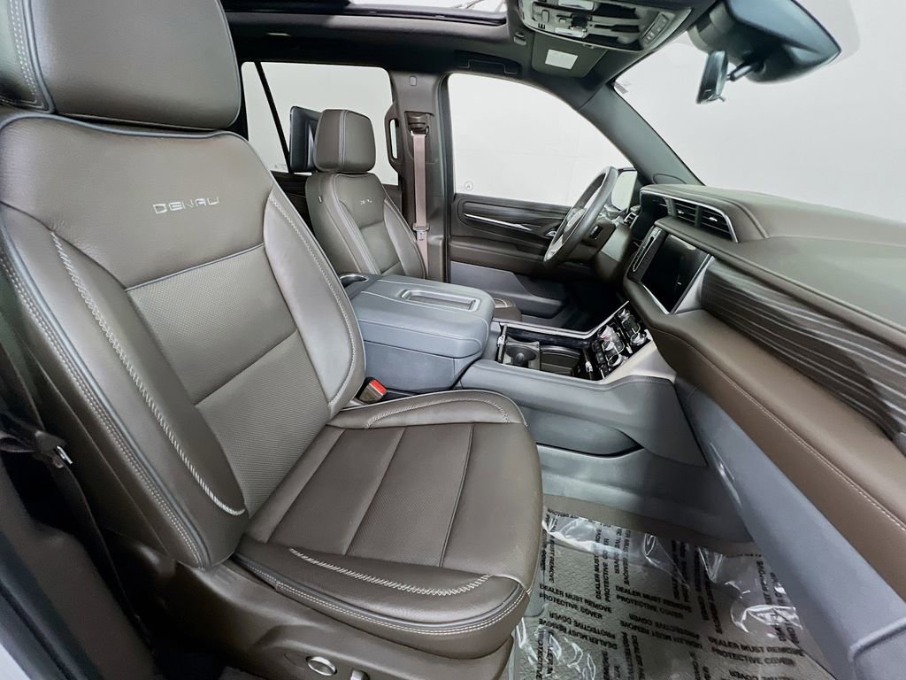 Certified 2024 GMC Yukon Denali w/ Denali Reserve Package image 31