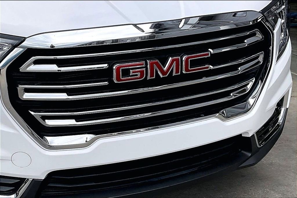 Used 2023 GMC Terrain SLT FWD image 30