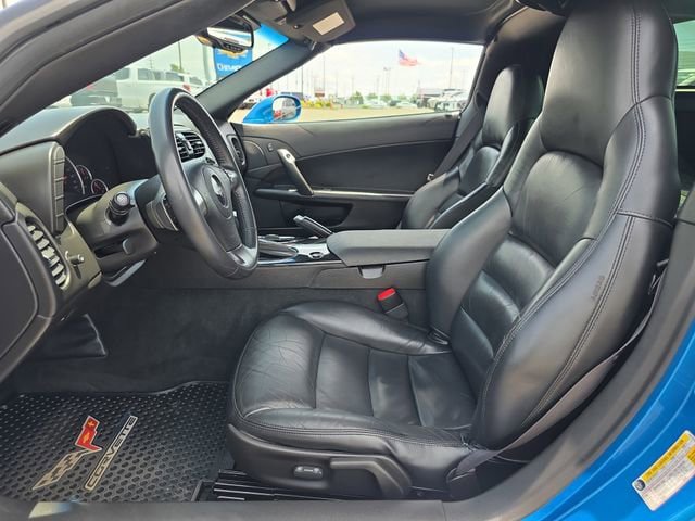 Used 2010 Chevrolet Corvette Coupe w/ 1LT RWD image 10