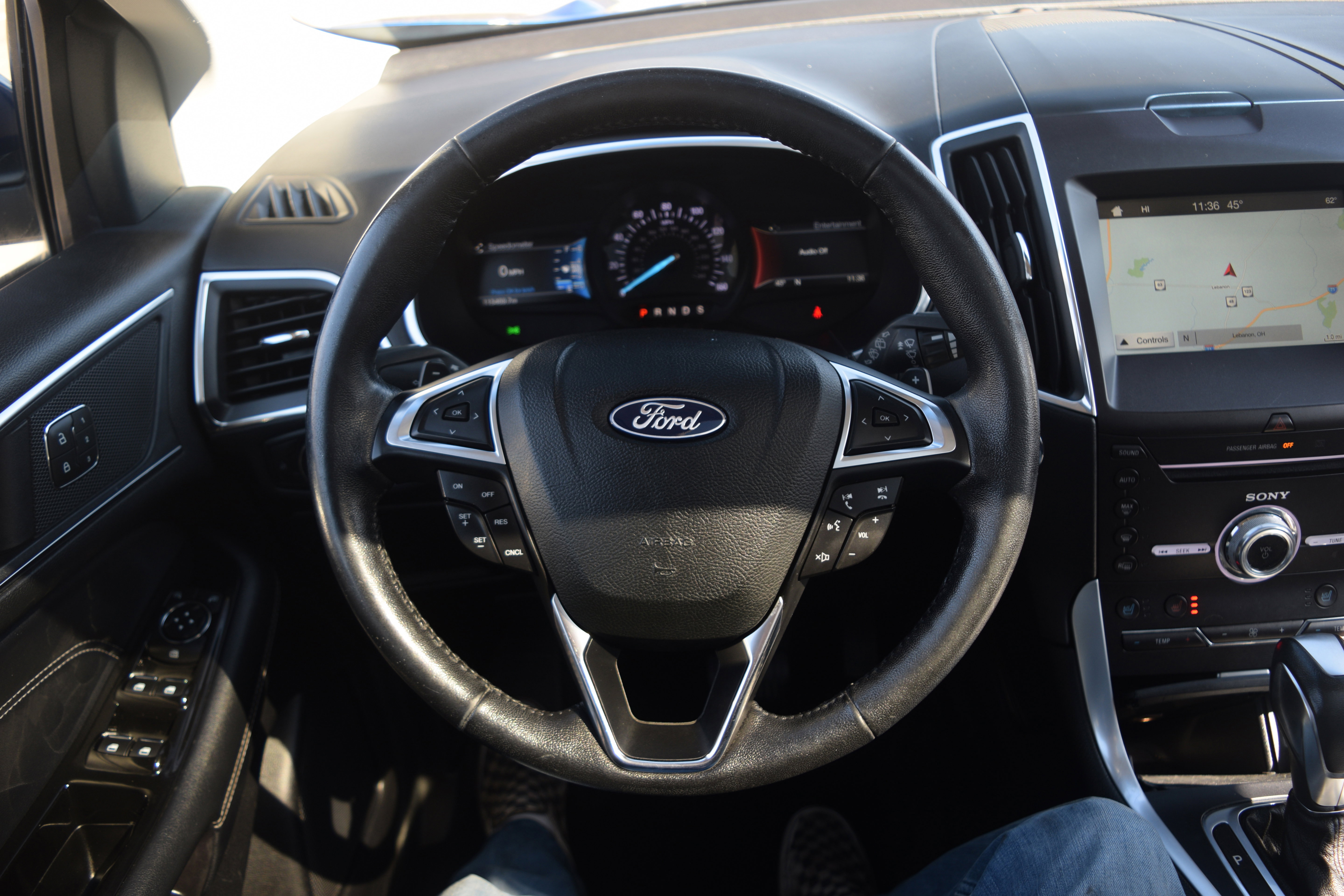 Used 2018 Ford Edge Titanium w/ Equipment Group 301A image 4