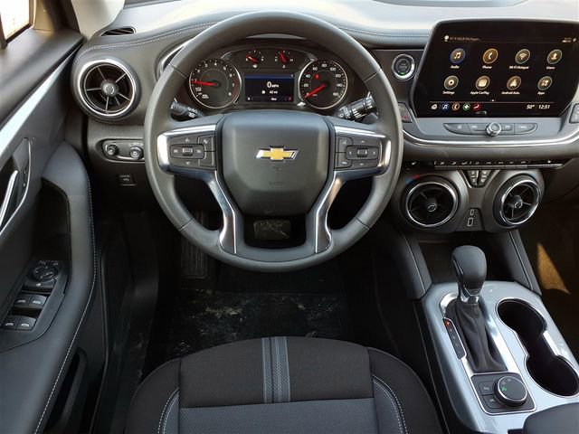 New 2026 Chevrolet Blazer LT w/ Midnight/Sport Edition image 6