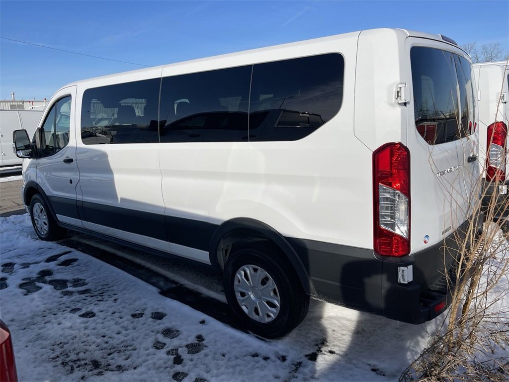 Used 2023 Ford Transit 350 XLT image 6