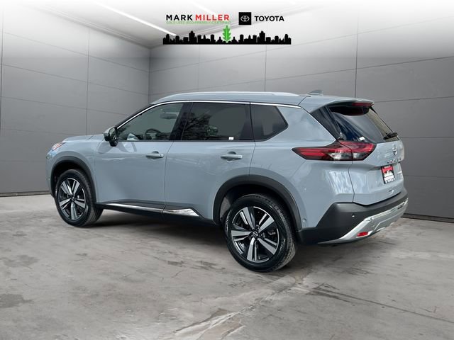 Used 2023 Nissan Rogue Platinum w/ Platinum Premium Package image 3