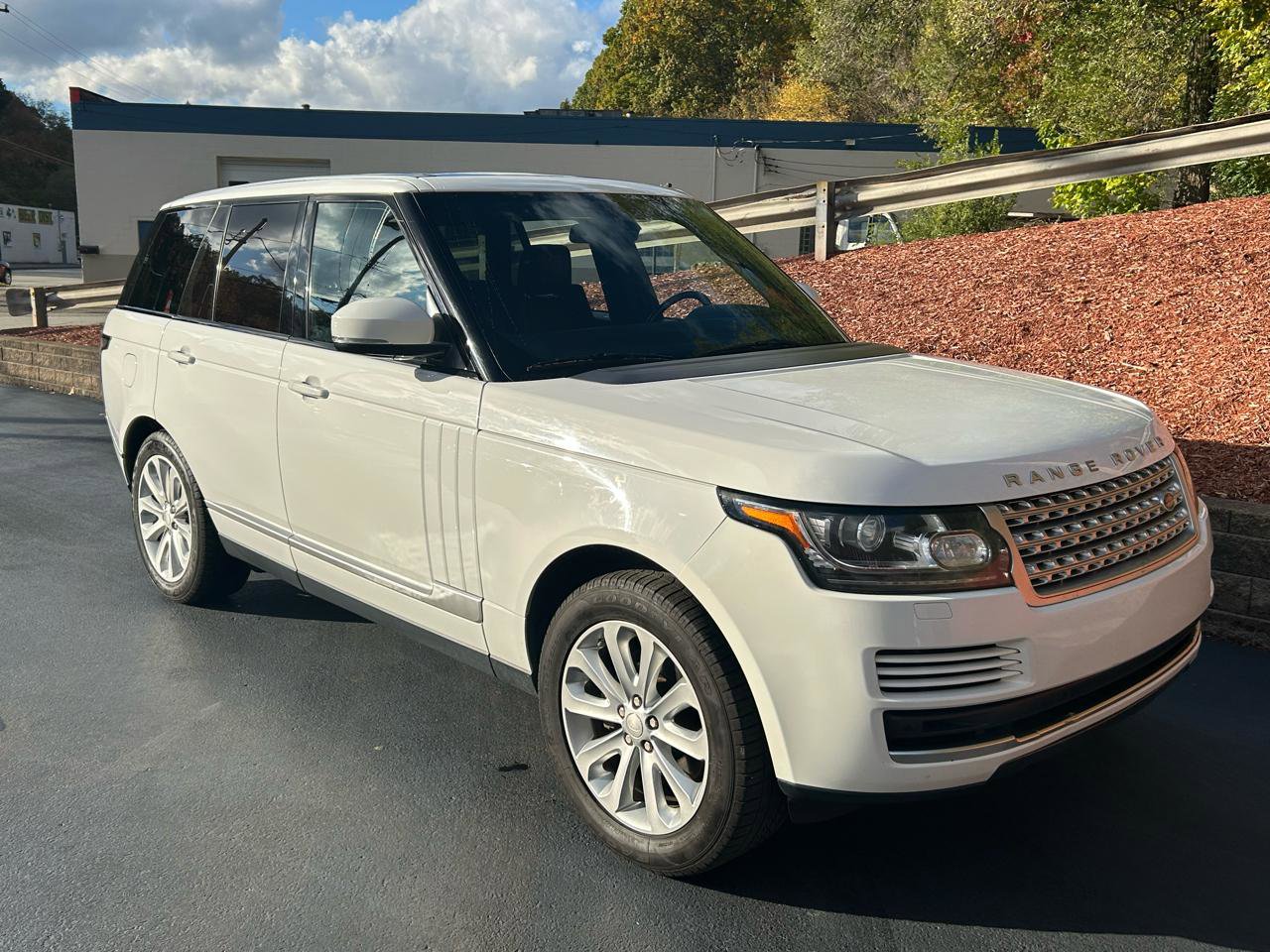 Used 2014 Land Rover Range Rover HSE AWD/4WD image 7