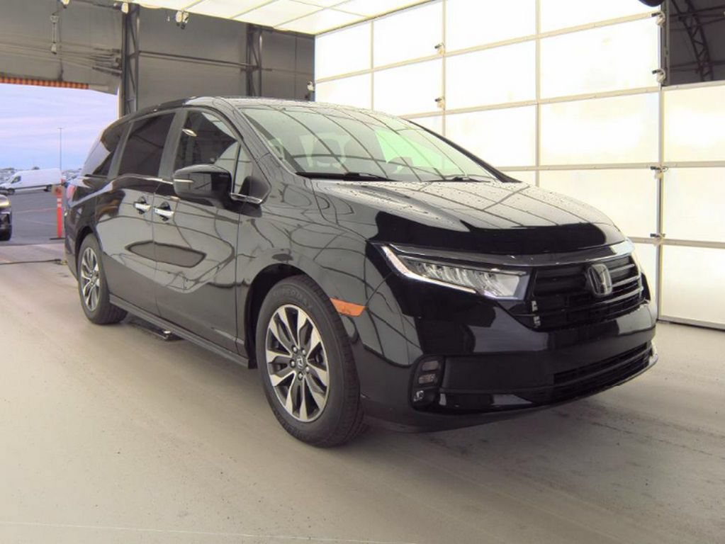 Used 2023 Honda Odyssey EX-L image 4