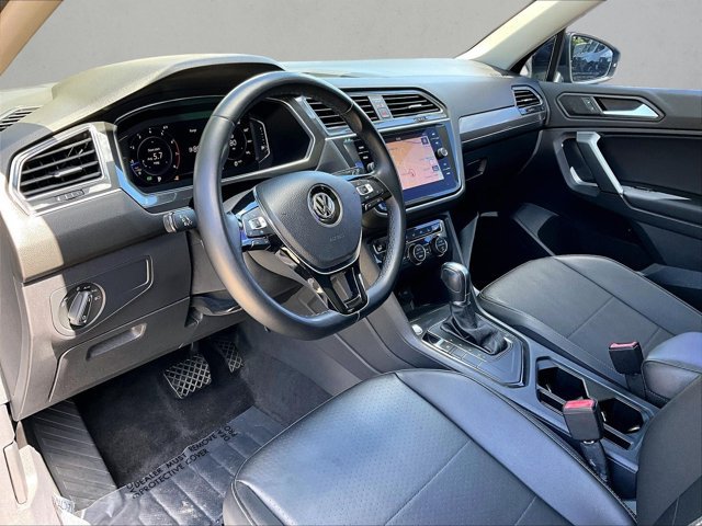 Used 2019 Volkswagen Tiguan SEL FWD image 14