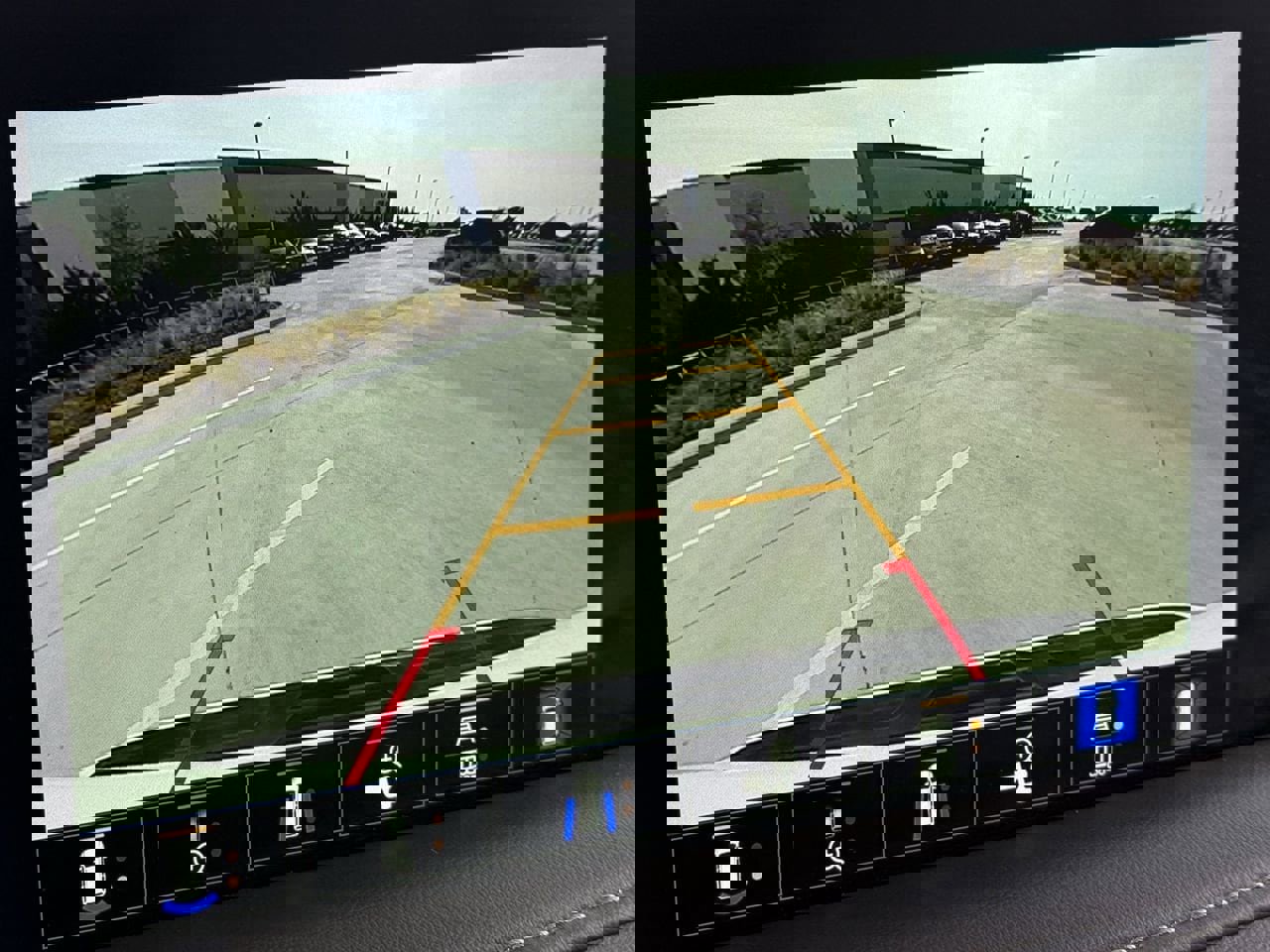 Certified 2024 Chevrolet Suburban LT w/ Luxury Package image 10