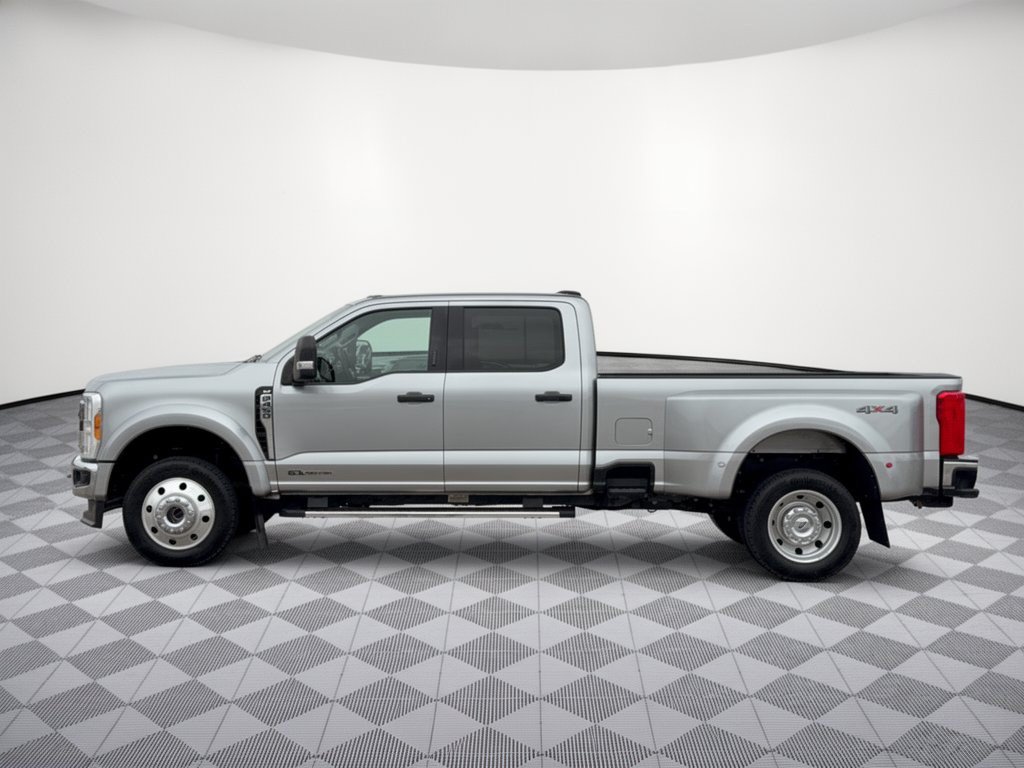 Used 2023 Ford F450 XLT AWD/4WD image 2