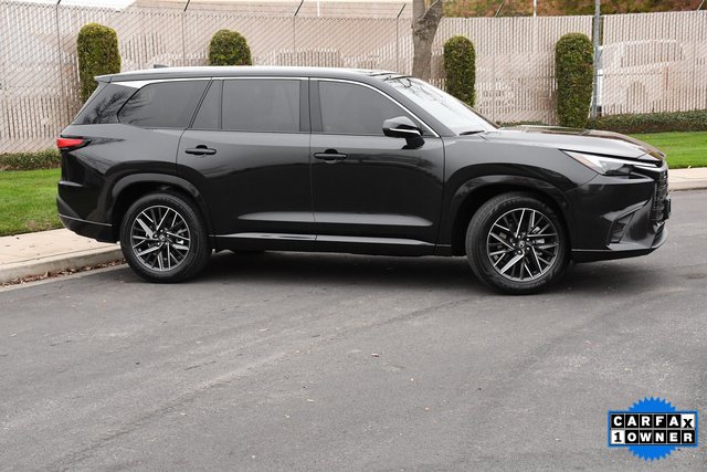 Used 2026 Lexus TX 350 AWD image 3