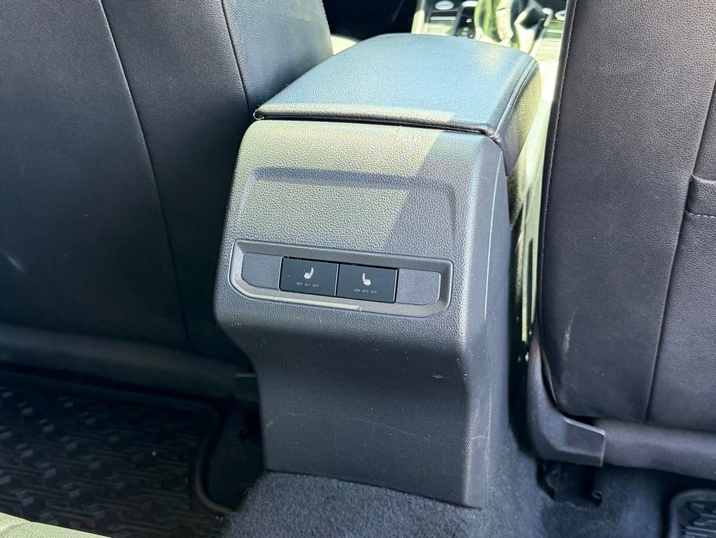 Used 2019 Volkswagen Jetta SEL Premium FWD image 22
