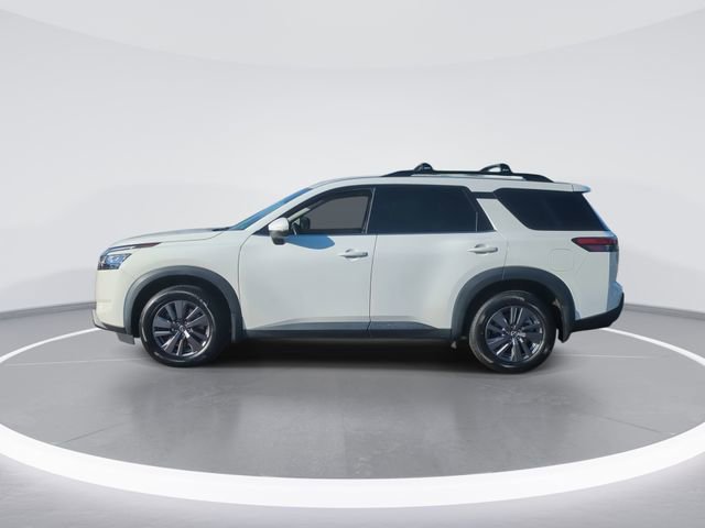 Used 2022 Nissan Pathfinder SV AWD/4WD image 5