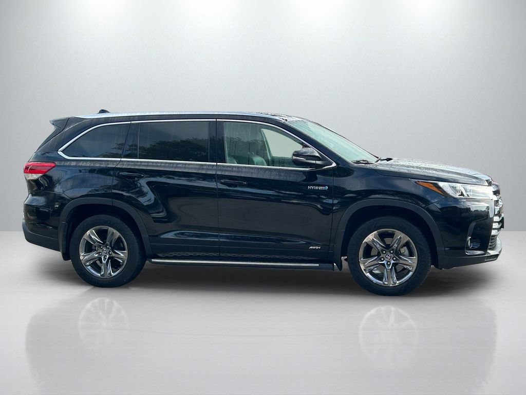 Used 2019 Toyota Highlander Limited Platinum AWD/4WD image 4