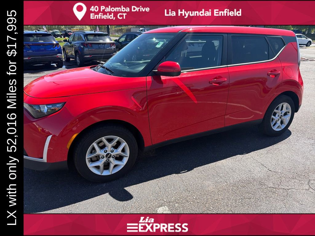 Used 2024 Kia Soul LX w/ Option Group 015 FWD image 7