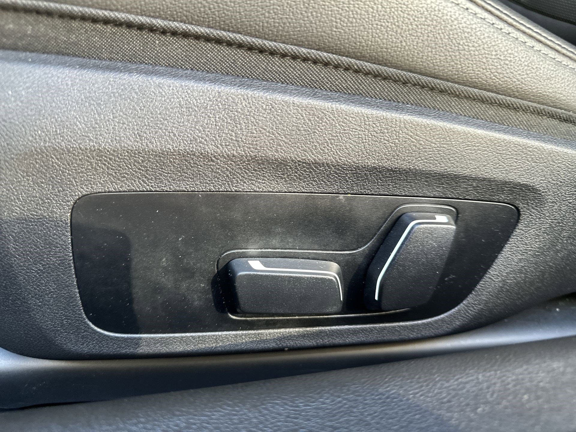 Used 2024 BMW 230i xDrive Coupe image 14