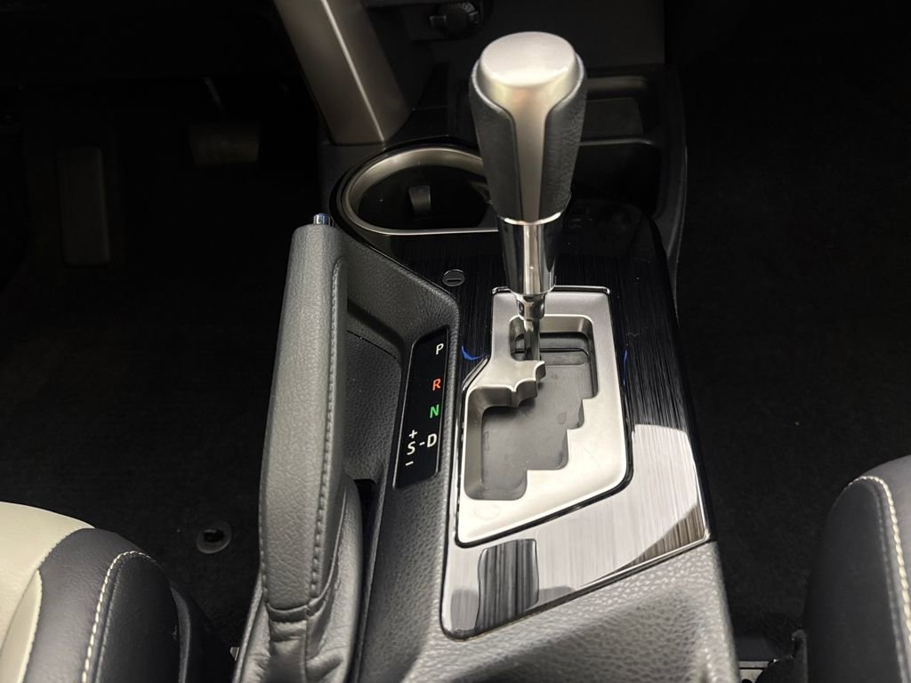 Used 2018 Toyota RAV4 Limited image 20