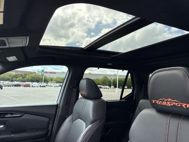 Certified 2025 Honda Pilot TrailSport image 20