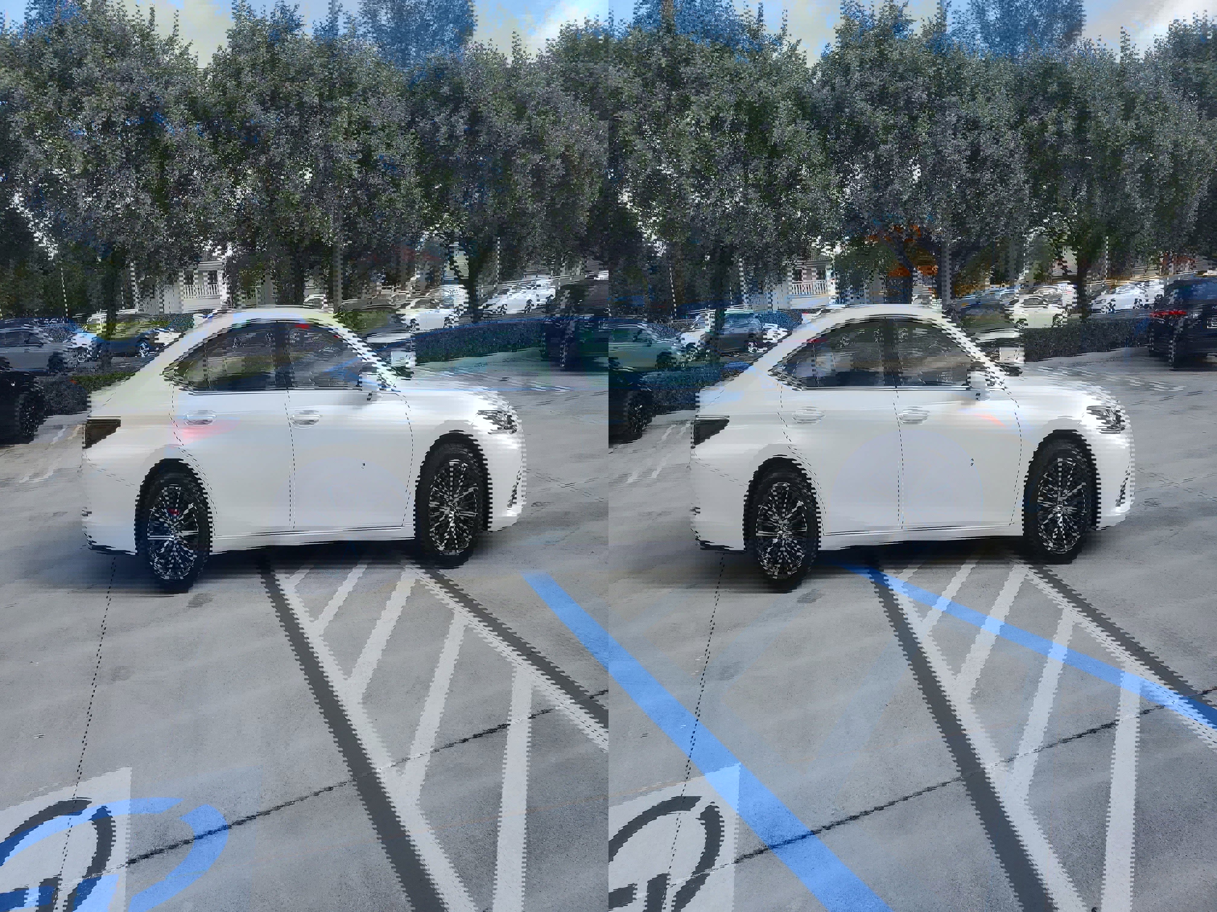 Certified 2025 Lexus ES 350 w/ Premium Package image 11