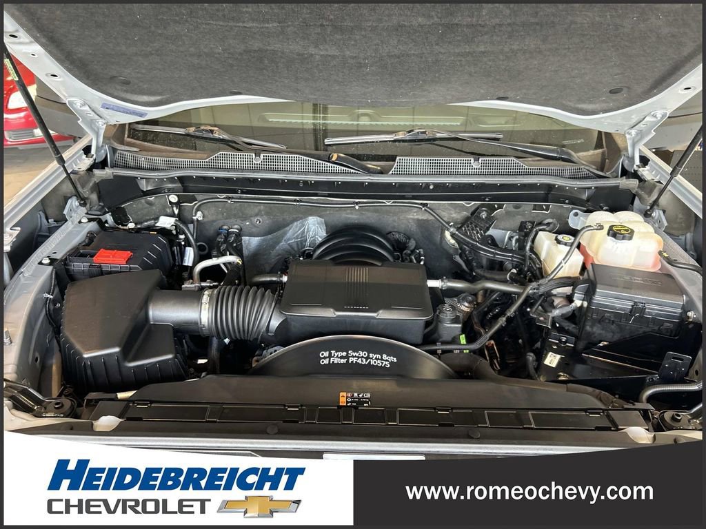 Used 2025 Chevrolet Silverado 2500 Custom w/ Custom Convenience Package AWD/4WD image 9