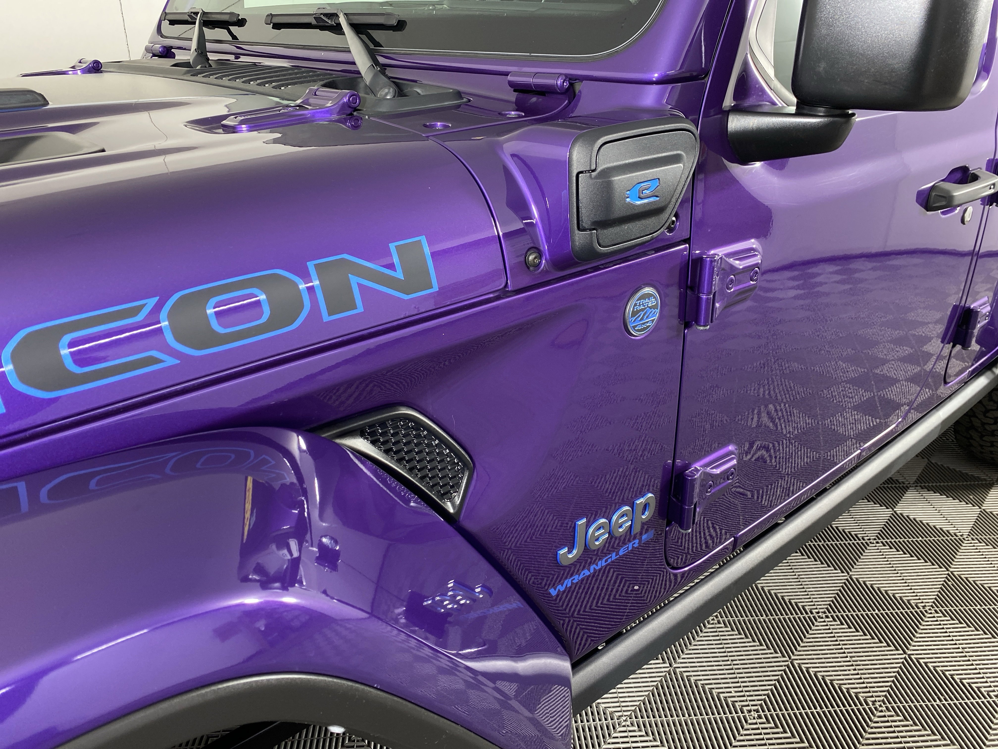 Used 2023 Jeep Wrangler Unlimited Rubicon 4xe w/ Cold Weather Group image 13