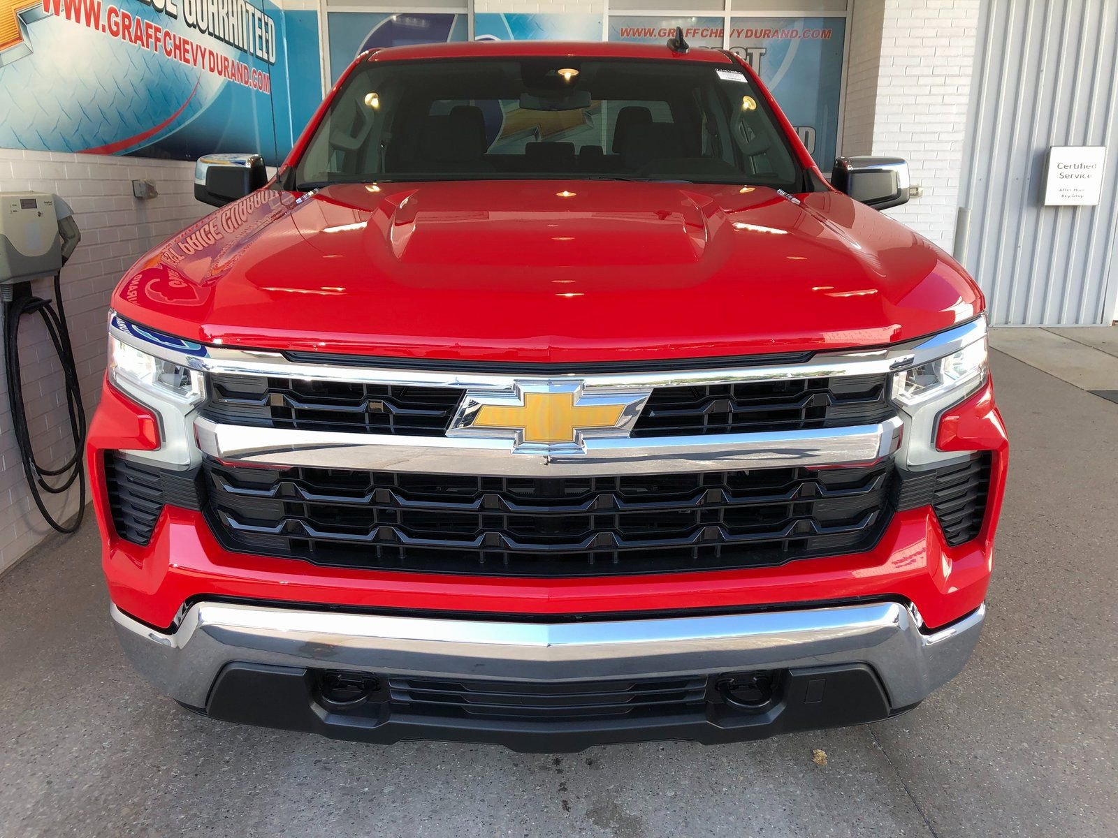 Certified 2024 Chevrolet Silverado 1500 LT image 2