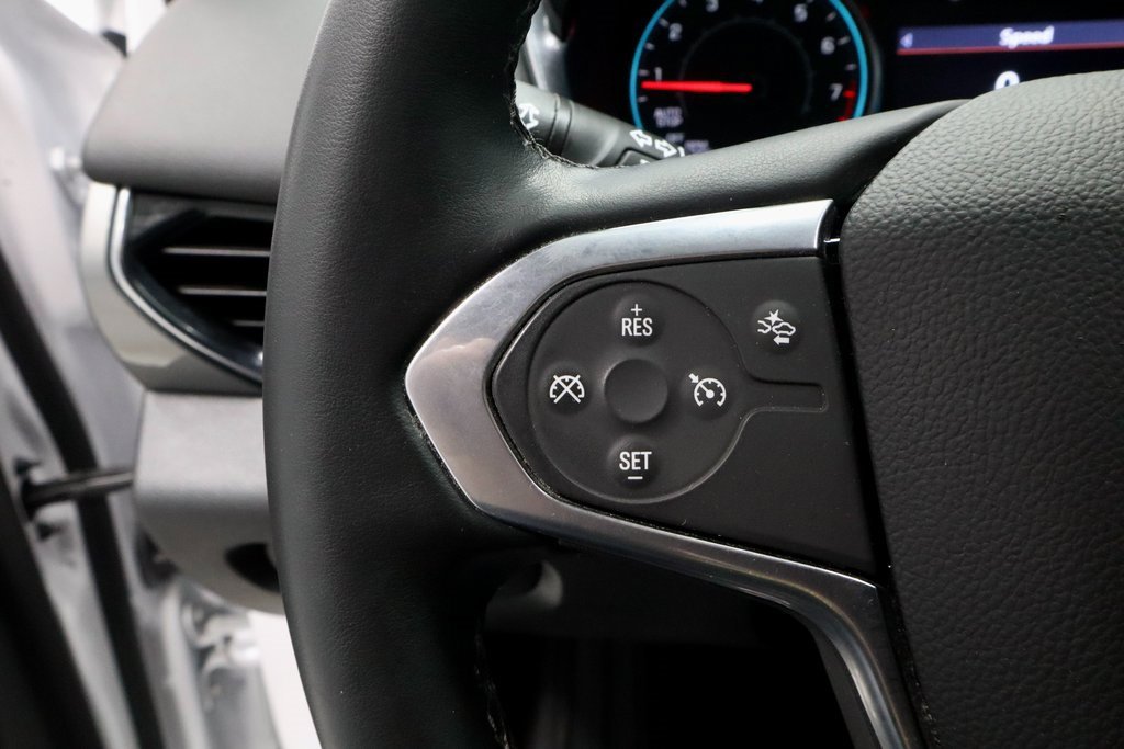 Used 2023 Chevrolet Traverse LT image 27