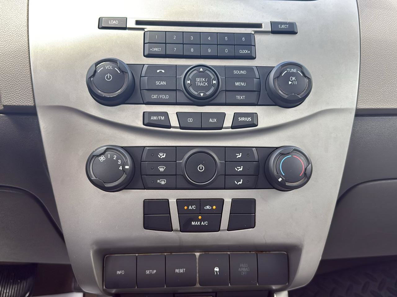 Used 2011 Ford Focus SE w/ 201A Rapid Spec Order Code FWD image 34