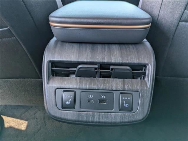 Used 2023 Nissan Ariya FWD image 18