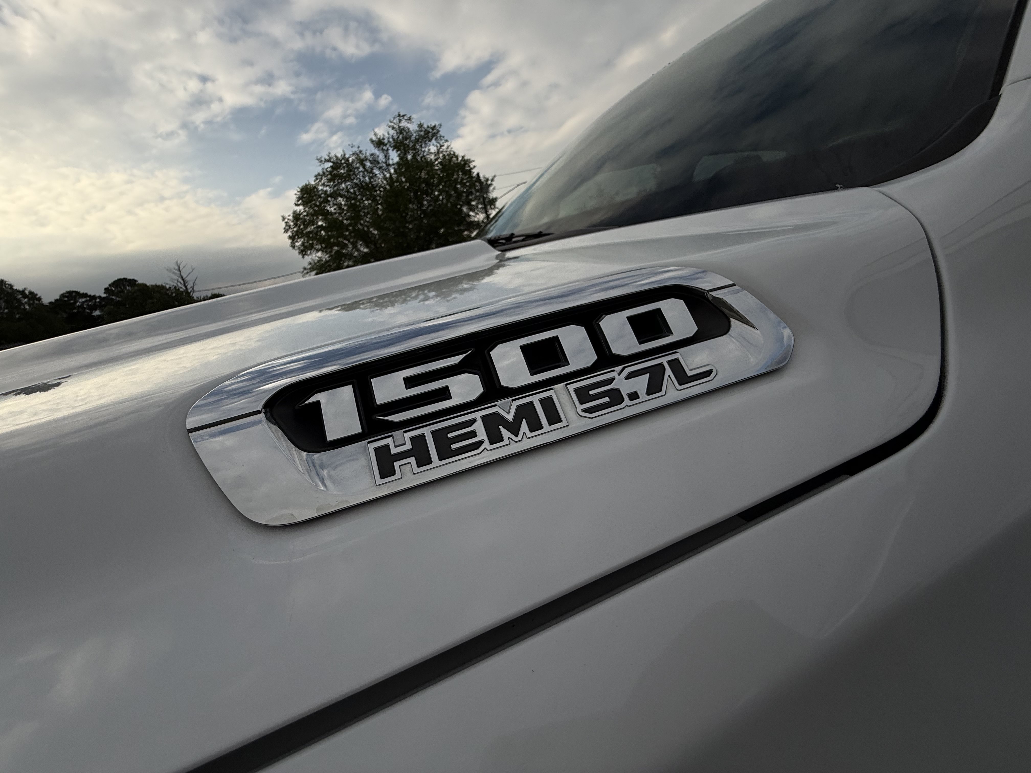Used 2019 RAM 1500 Limited AWD/4WD image 40