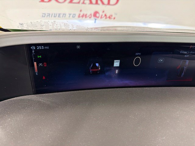 Certified 2025 Lincoln Nautilus Premier AWD/4WD image 24