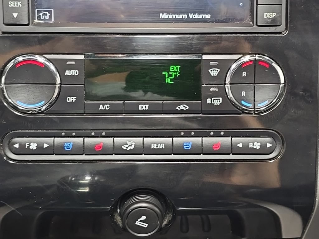 Used 2014 Ford Expedition EL Limited w/ Equipment Group 301A AWD/4WD image 25