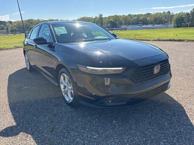 Used 2024 Honda Accord LX image 2