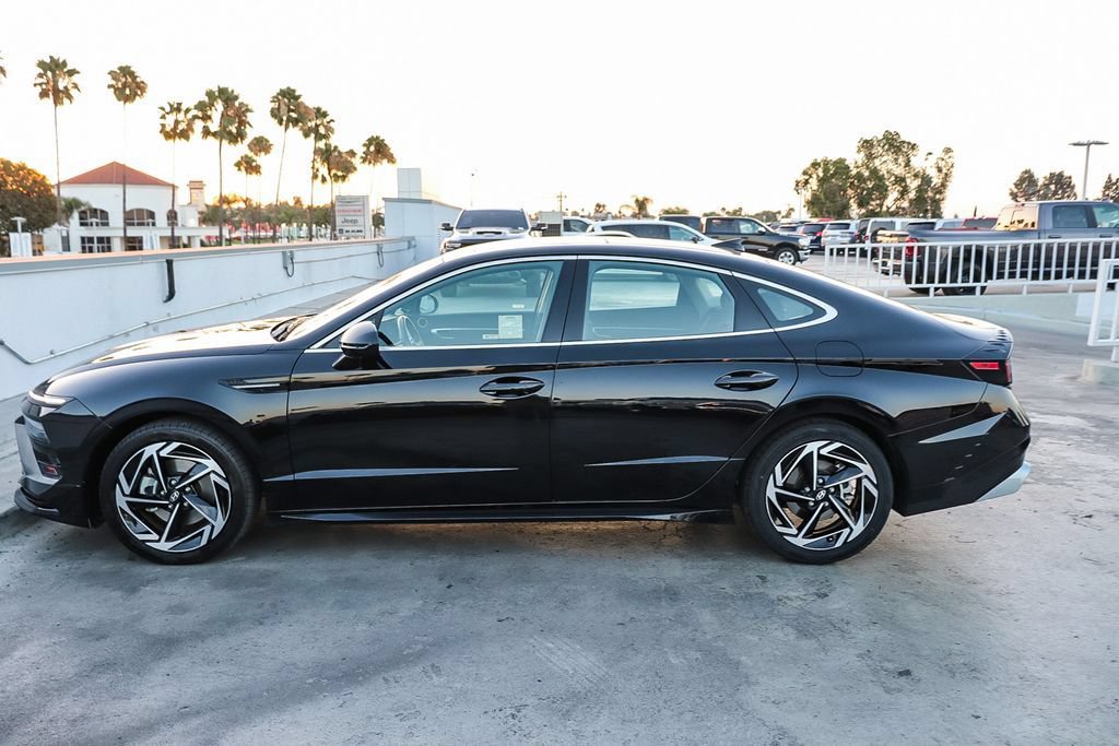 Used 2024 Hyundai Sonata SEL w/ Convenience Package FWD image 14