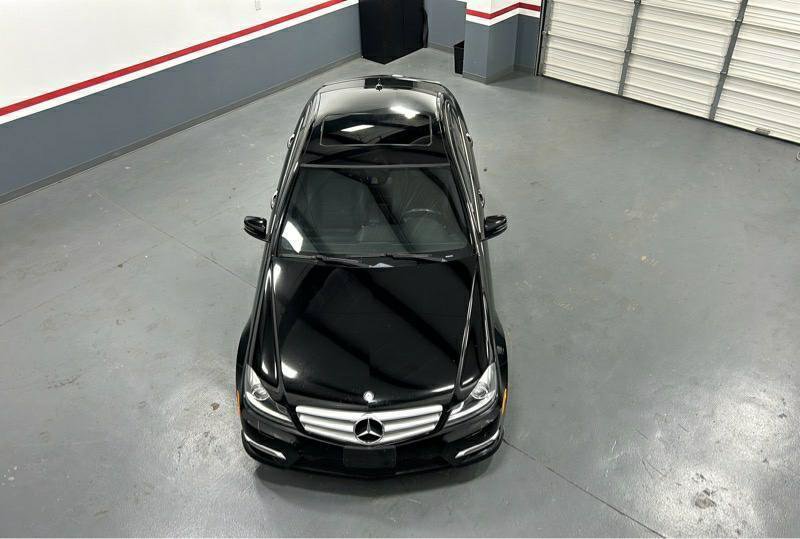 Used 2013 Mercedes-Benz C 250 Sedan image 22
