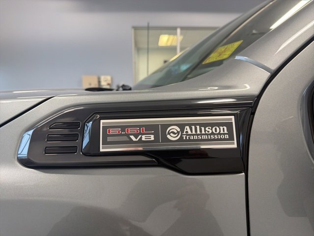 Used 2024 GMC Sierra 2500 AT4 image 12