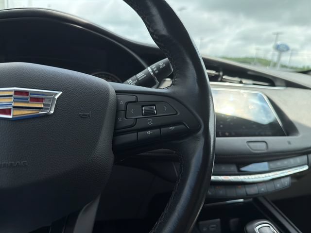 Used 2019 Cadillac XT4 Premium Luxury AWD/4WD image 16