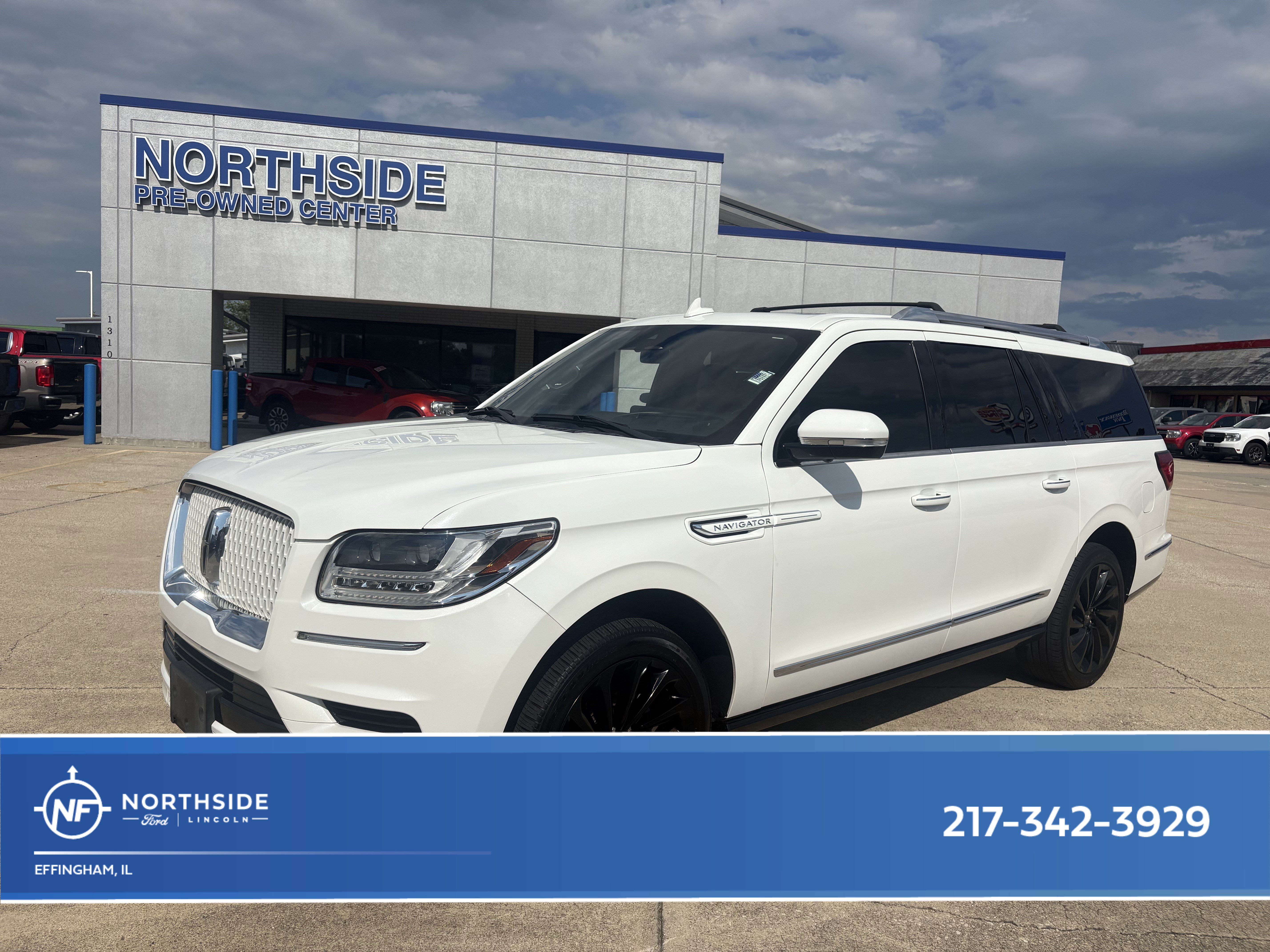 Used 2021 Lincoln Navigator L Reserve AWD/4WD image 1
