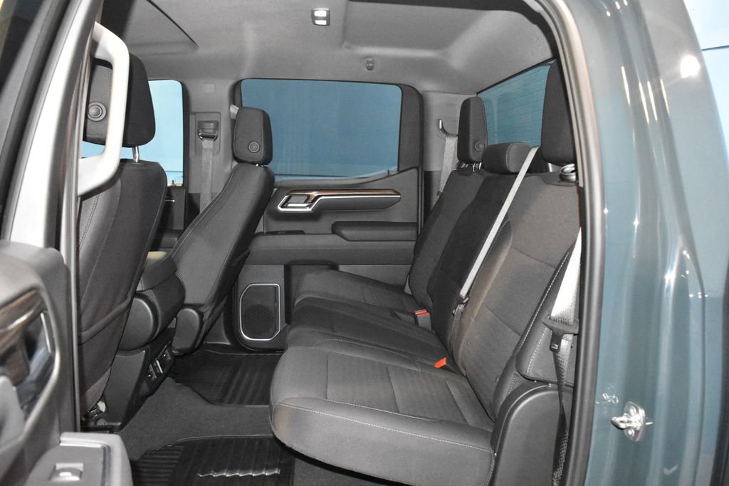 Used 2025 Chevrolet Silverado 1500 LT image 19