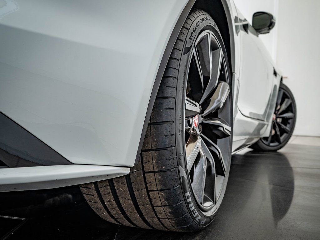 Used 2022 Jaguar F-TYPE R image 39