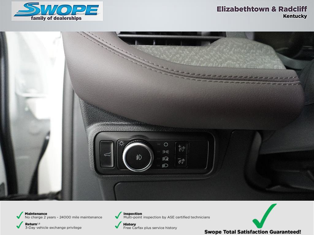 New 2026 Ford Explorer Platinum image 18